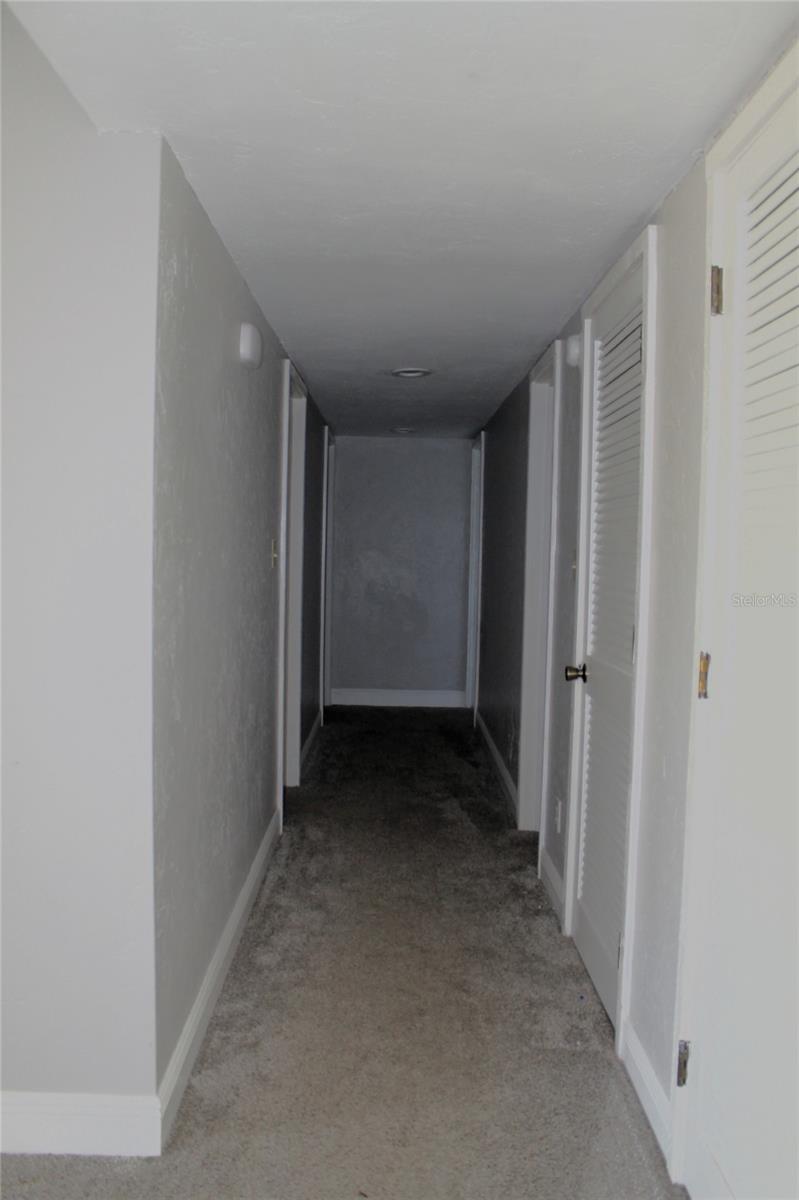 GRENLEFE SHERWOOD LANE CONDO - Residential Lease