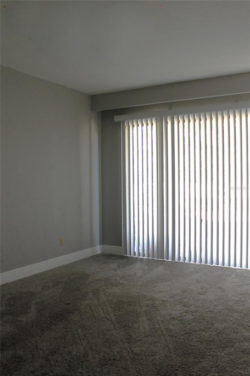 GRENLEFE SHERWOOD LANE CONDO - Residential Lease