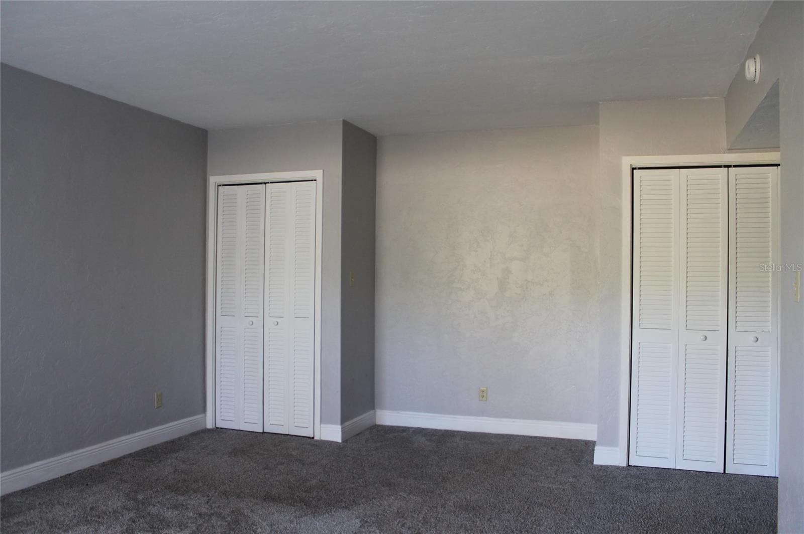 GRENLEFE SHERWOOD LANE CONDO - Residential Lease