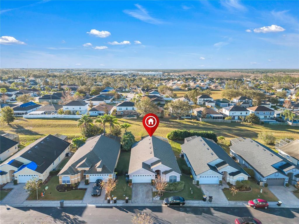 Photo of 620 Old Bridge Circle, Davenport, FL 33897 (MLS # S5127022)