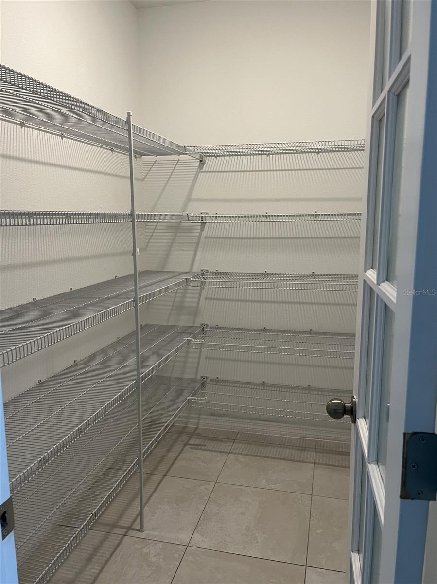 VILLAGES/AVALON PH IV - Residential Lease