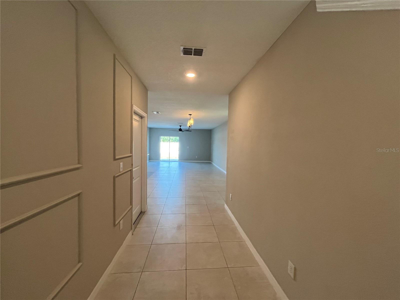 VILLAGES/AVALON PH IV - Residential Lease