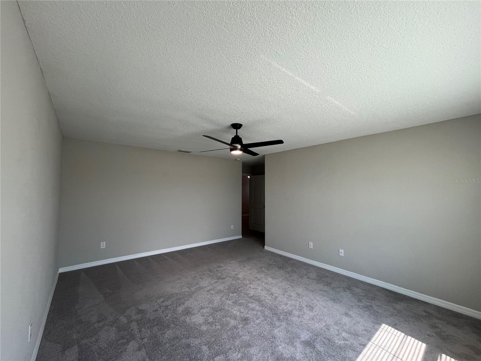 VILLAGES/AVALON PH IV - Residential Lease