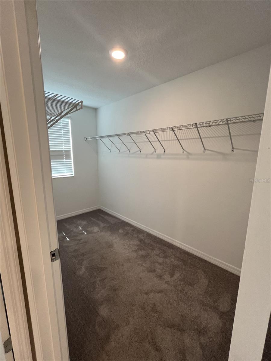 VILLAGES/AVALON PH IV - Residential Lease