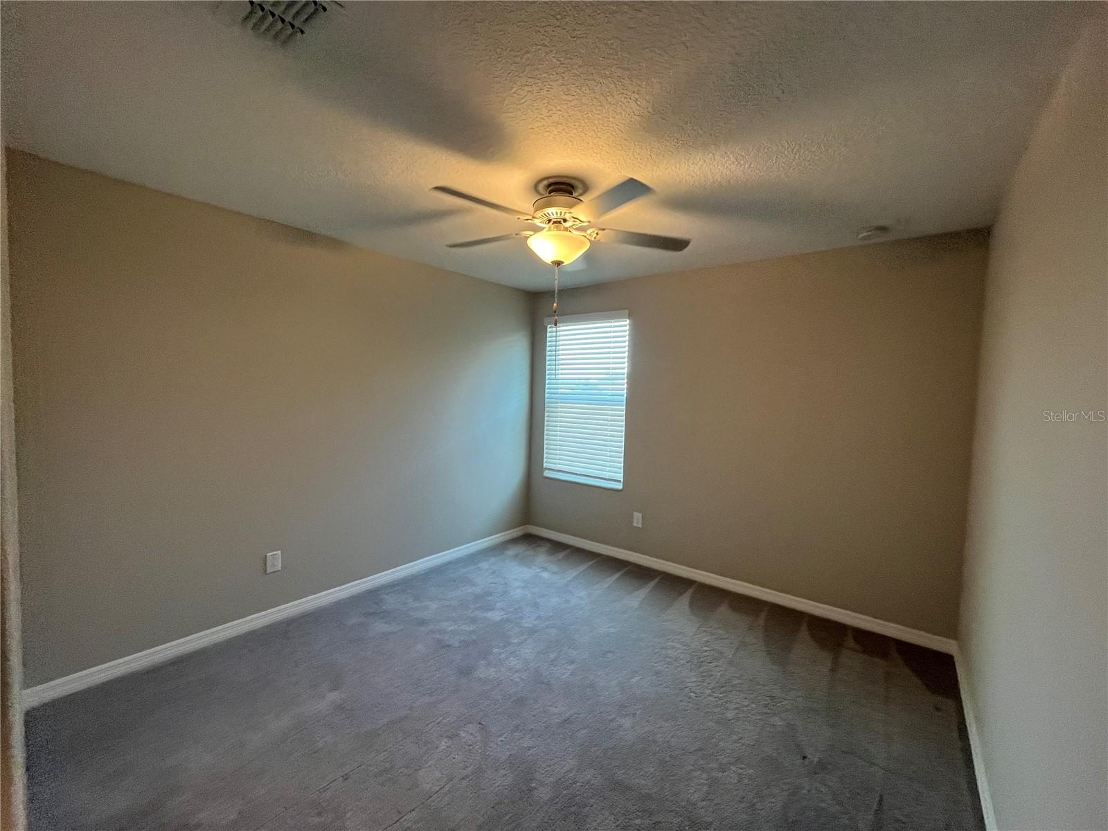 VILLAGES/AVALON PH IV - Residential Lease