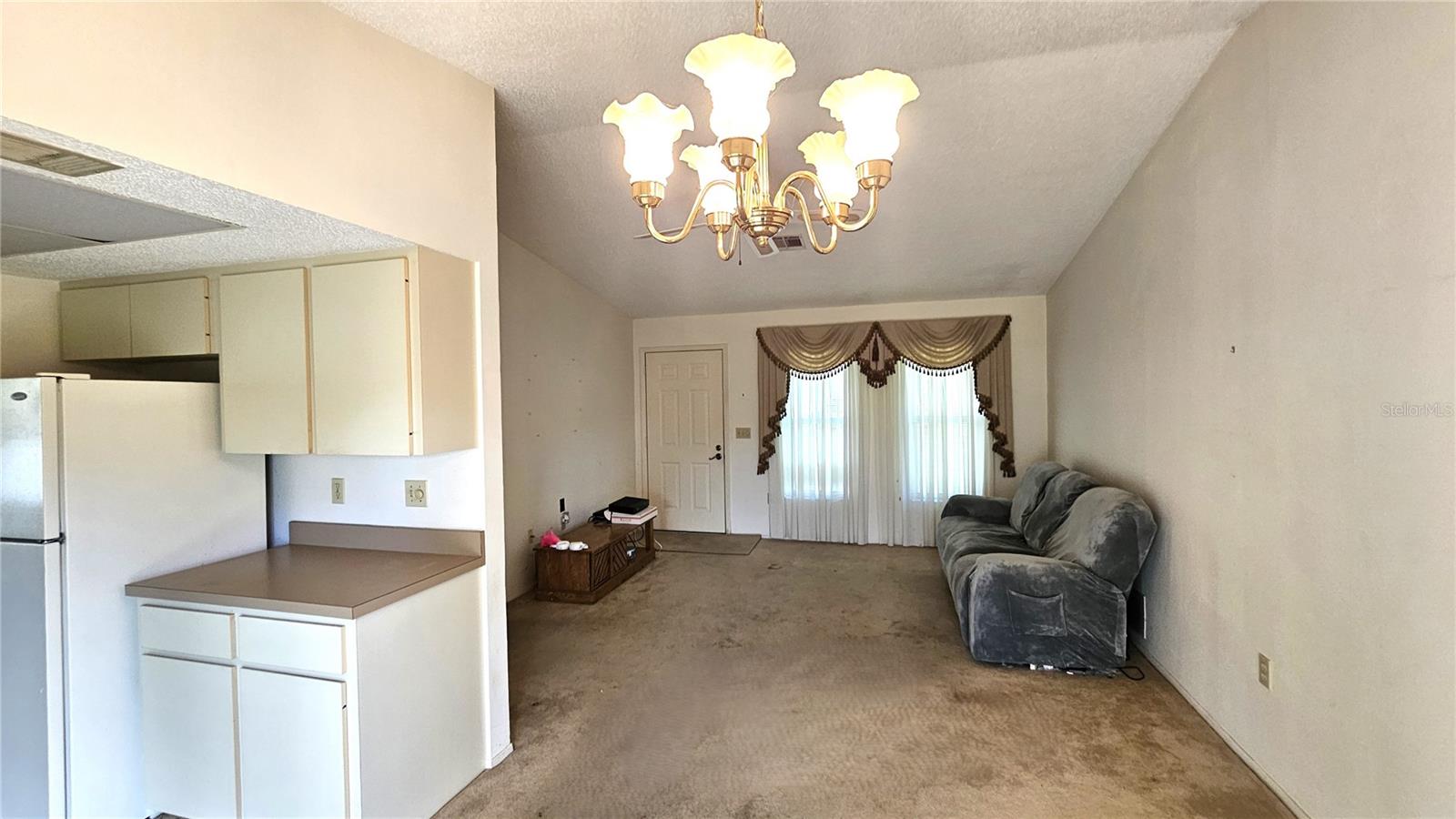 708 AZURE ROAD