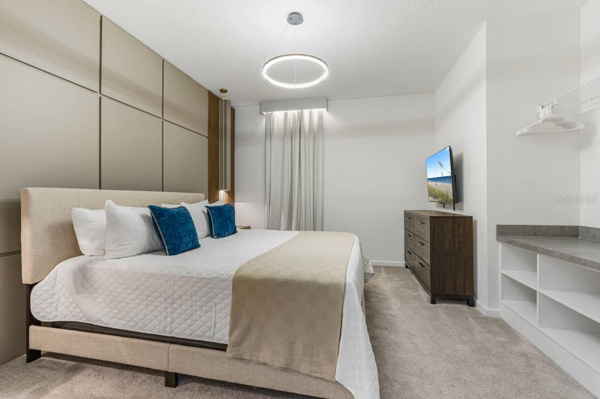 5943 HIGH SEAS DRIVE