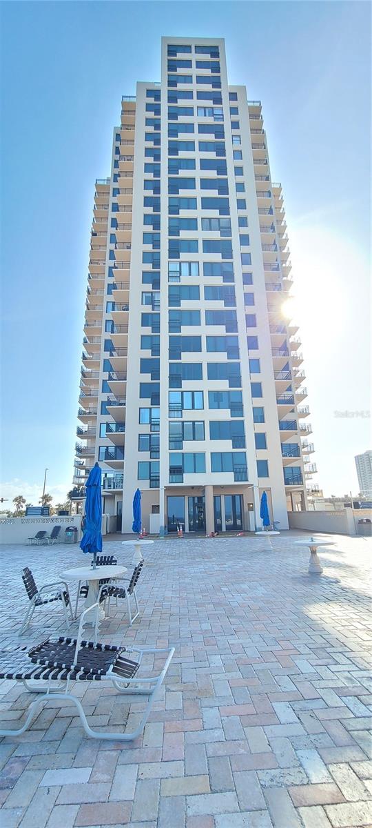 OCEAN 01 CONDO - Residential