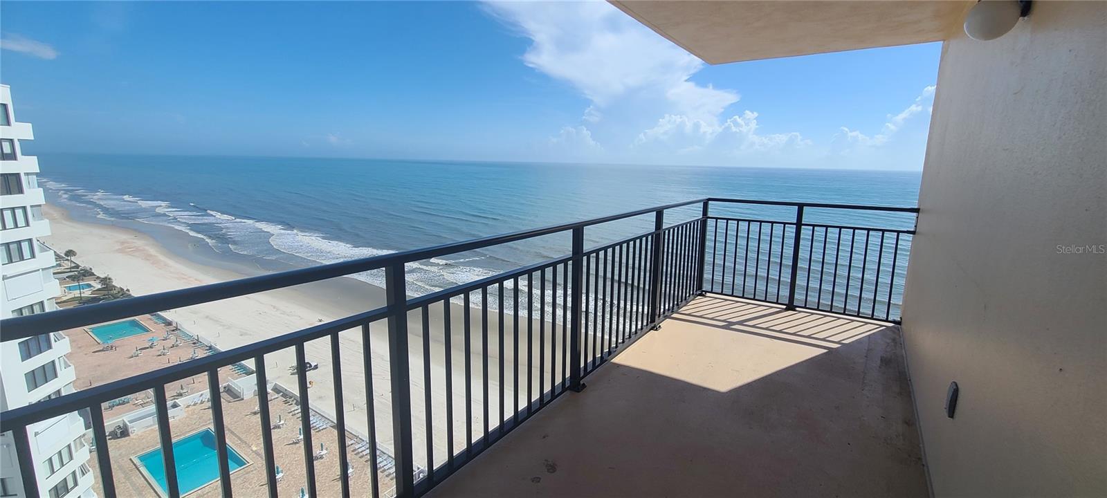 OCEAN 01 CONDO - Residential