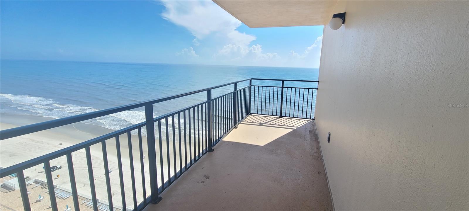 OCEAN 01 CONDO - Residential