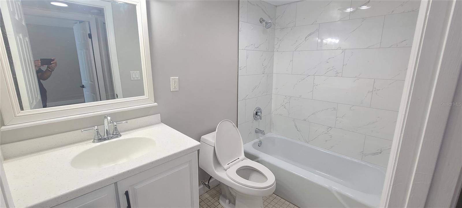 OCEAN 01 CONDO - Residential