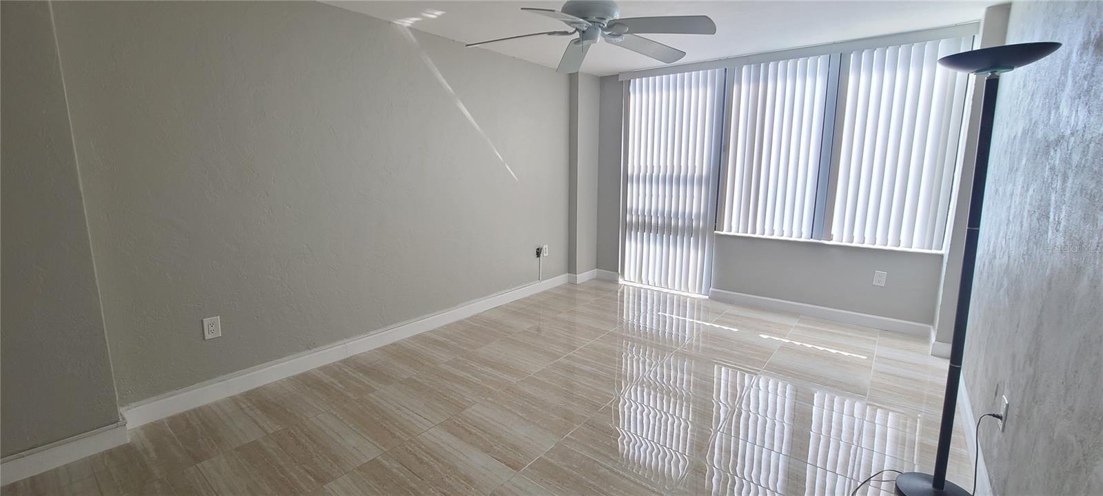 OCEAN 01 CONDO - Residential
