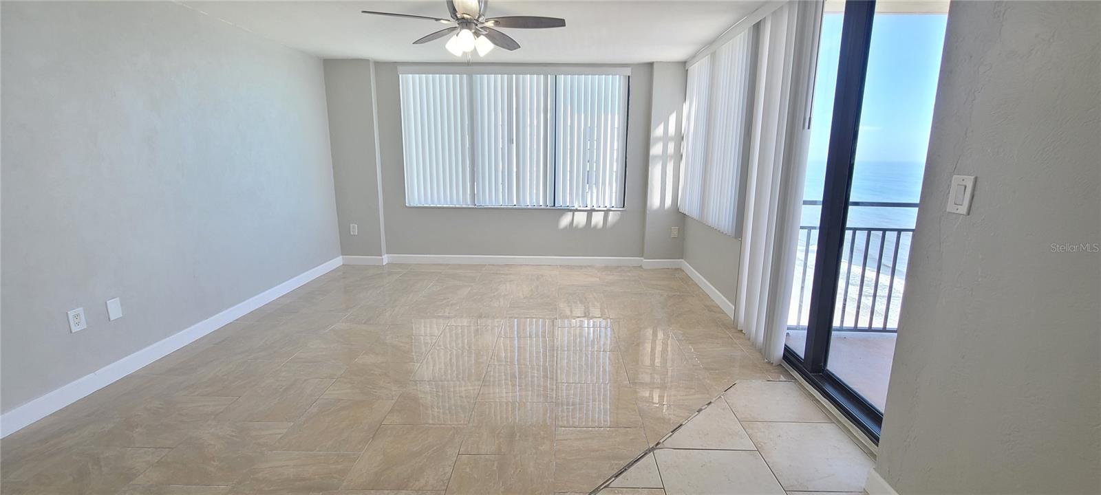OCEAN 01 CONDO - Residential