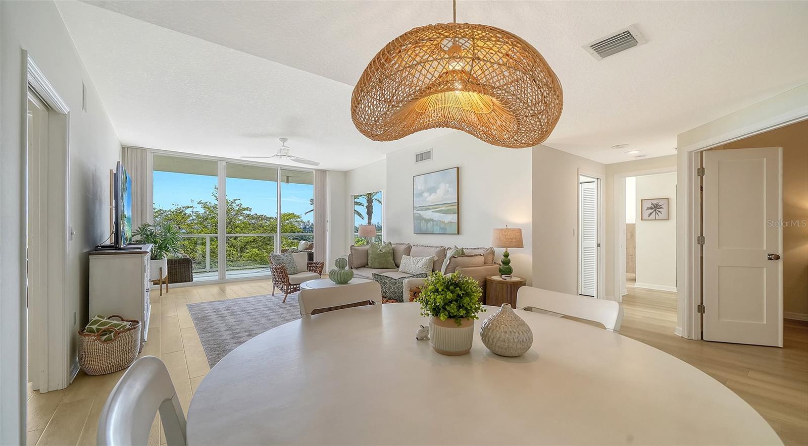 1800 BENJAMIN FRANKLIN DRIVE B308