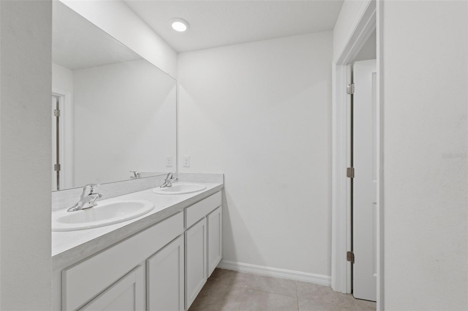 WATERFORD PH 1 - Residential