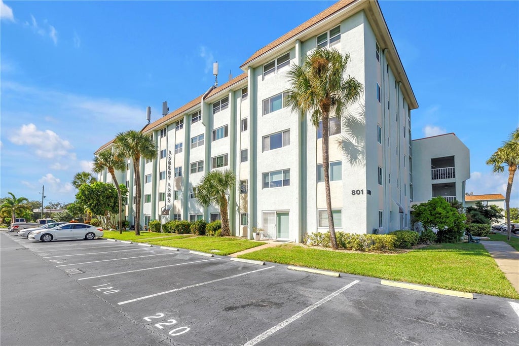 Photo of 801 83rd Avenue N #214, St Petersburg, FL 33702 (MLS # TB8560025)