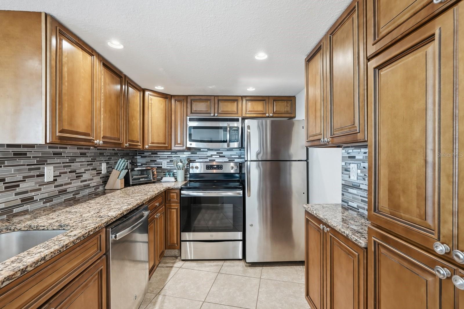 PECK PLAZA - Residential