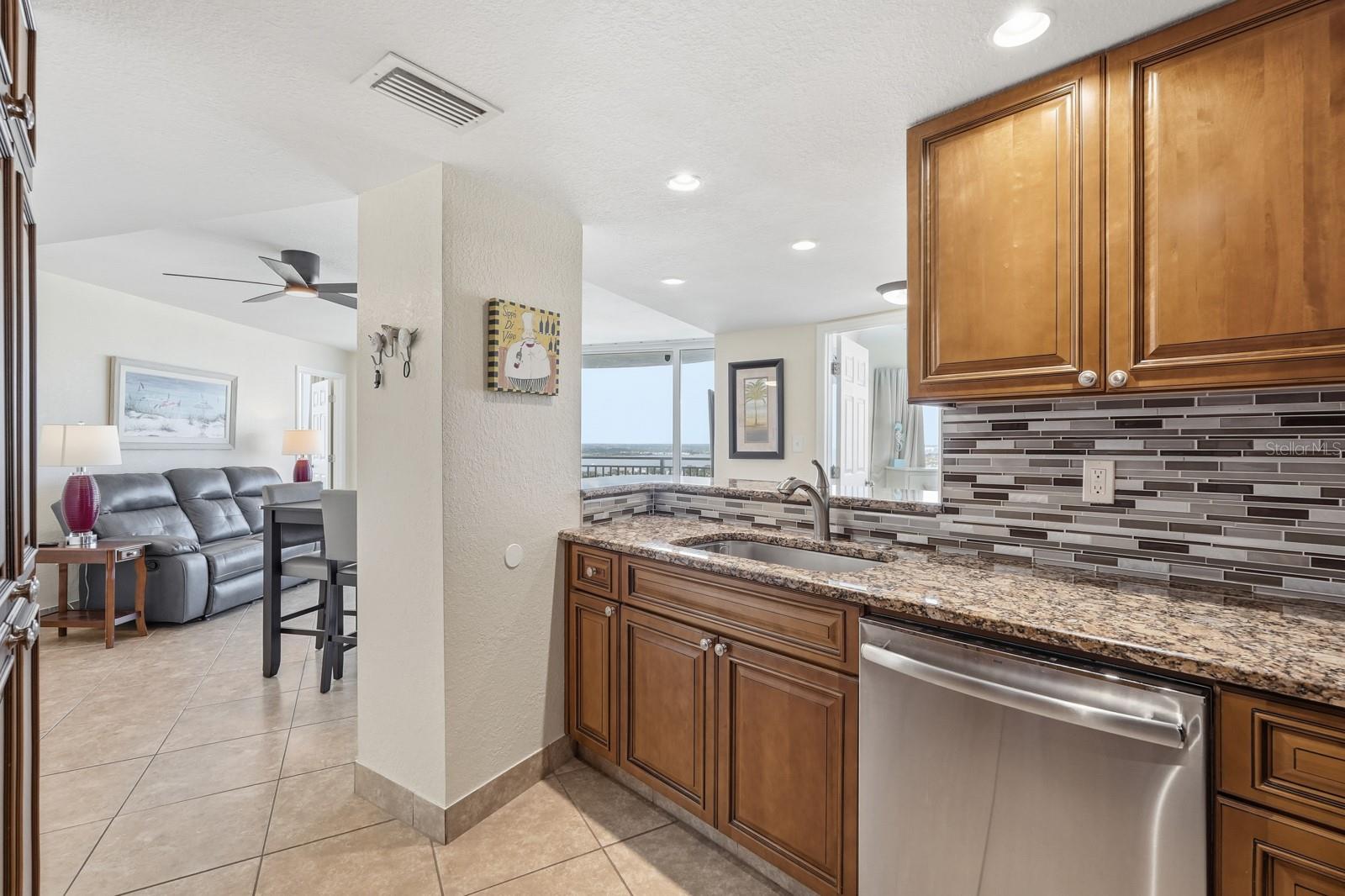 PECK PLAZA - Residential