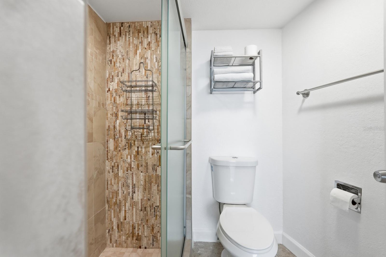 PECK PLAZA - Residential