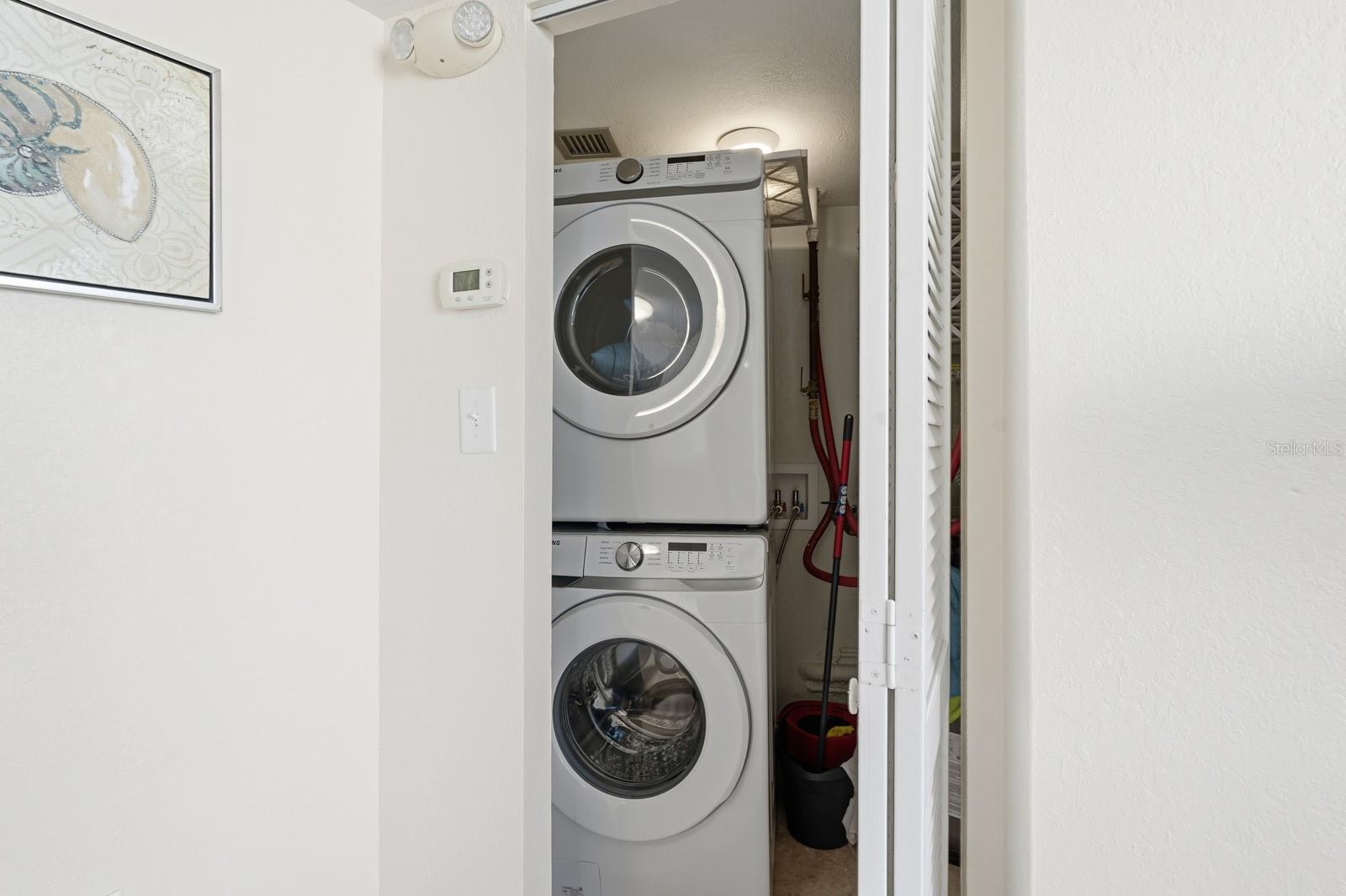 PECK PLAZA - Residential