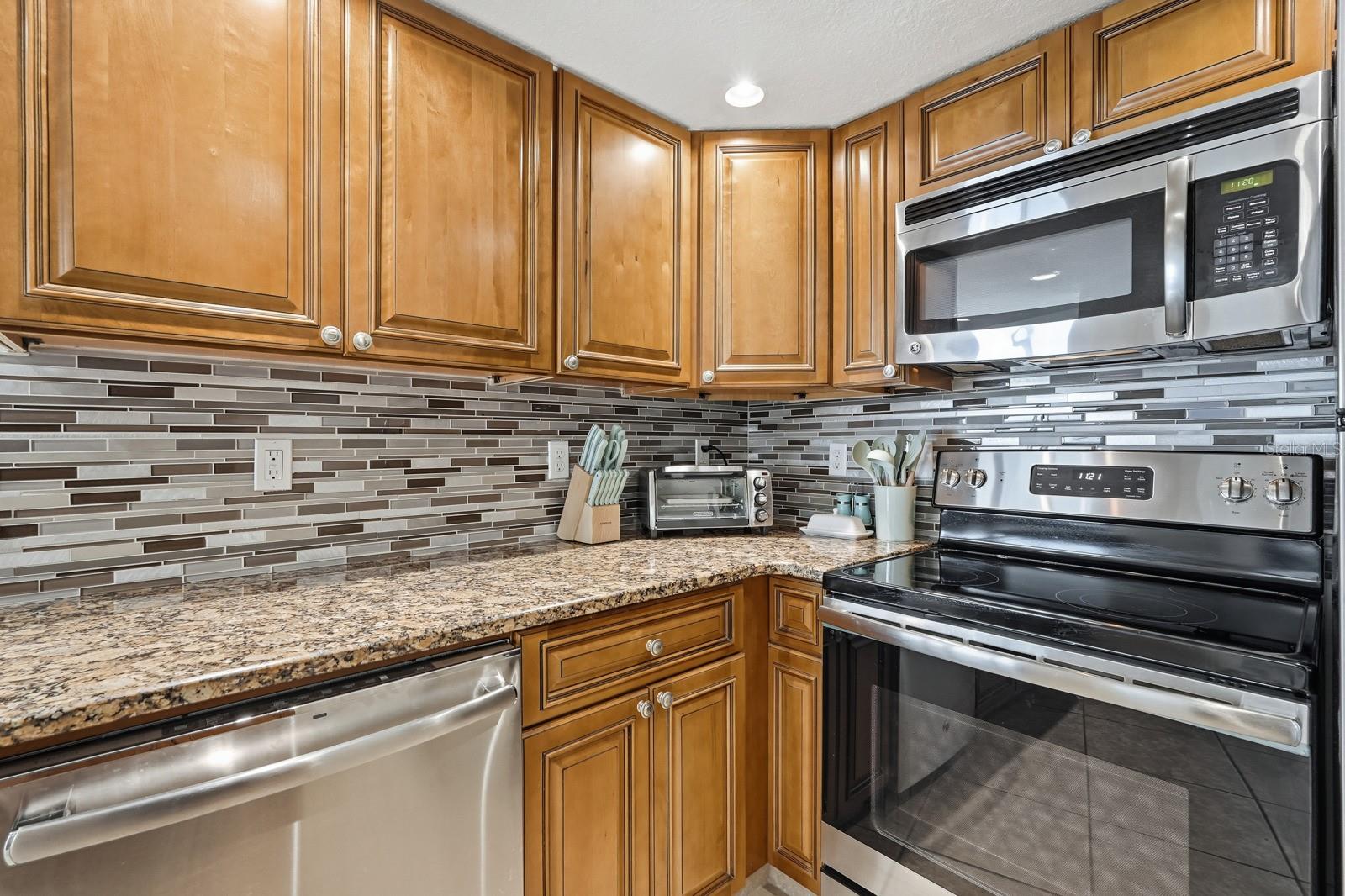 PECK PLAZA - Residential