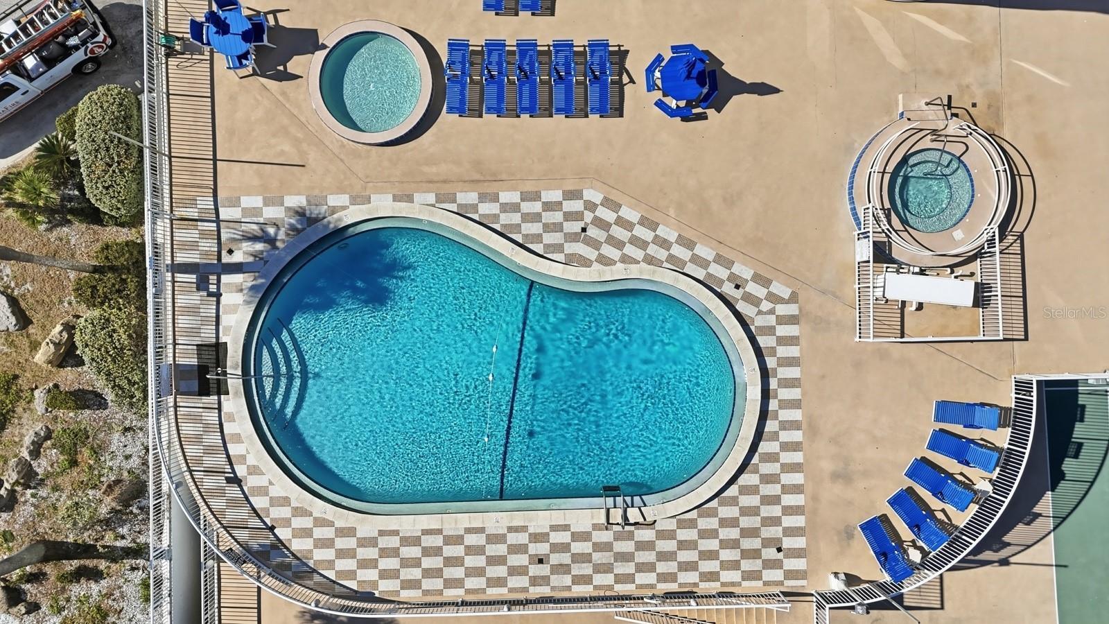 PECK PLAZA - Residential