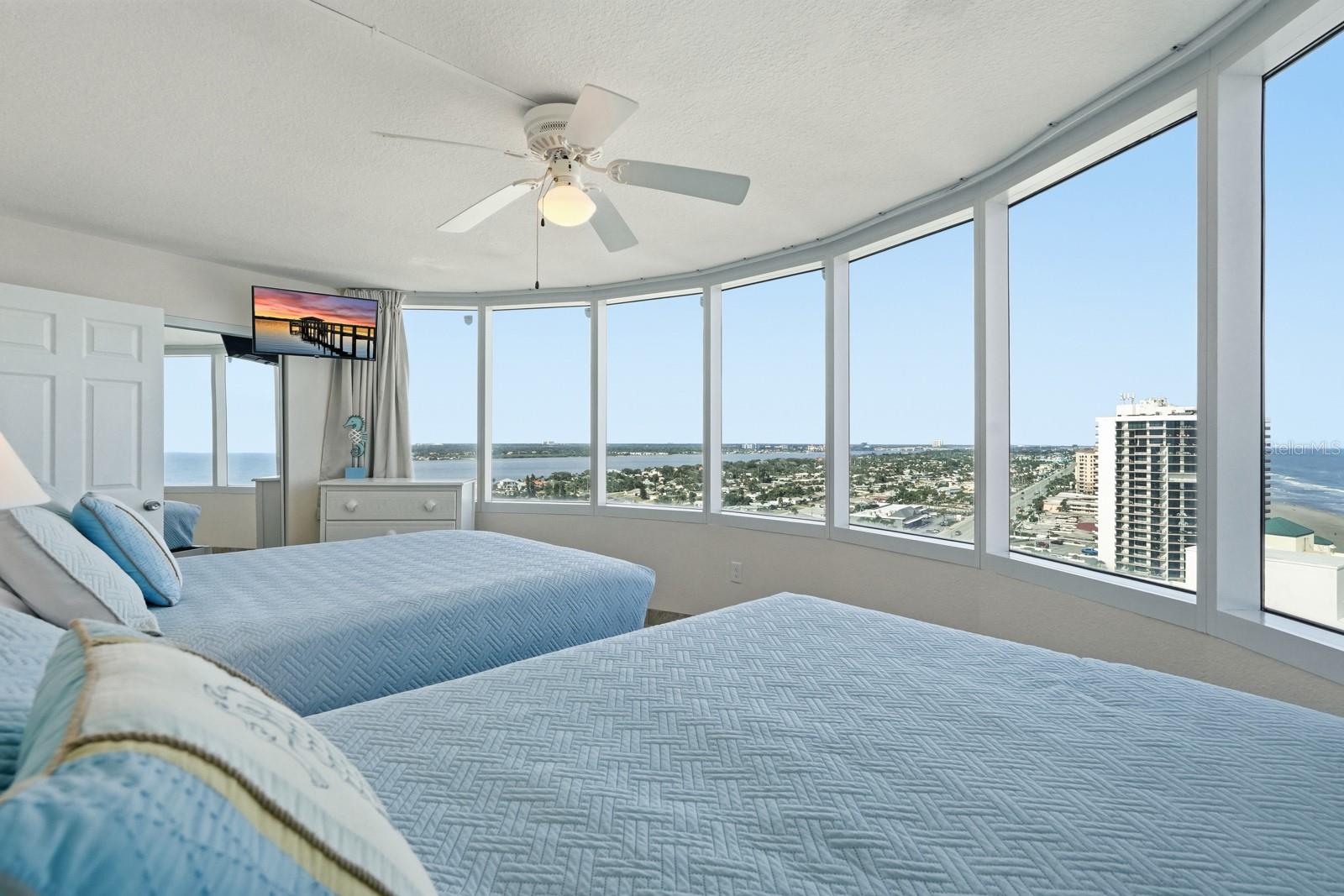 PECK PLAZA - Residential