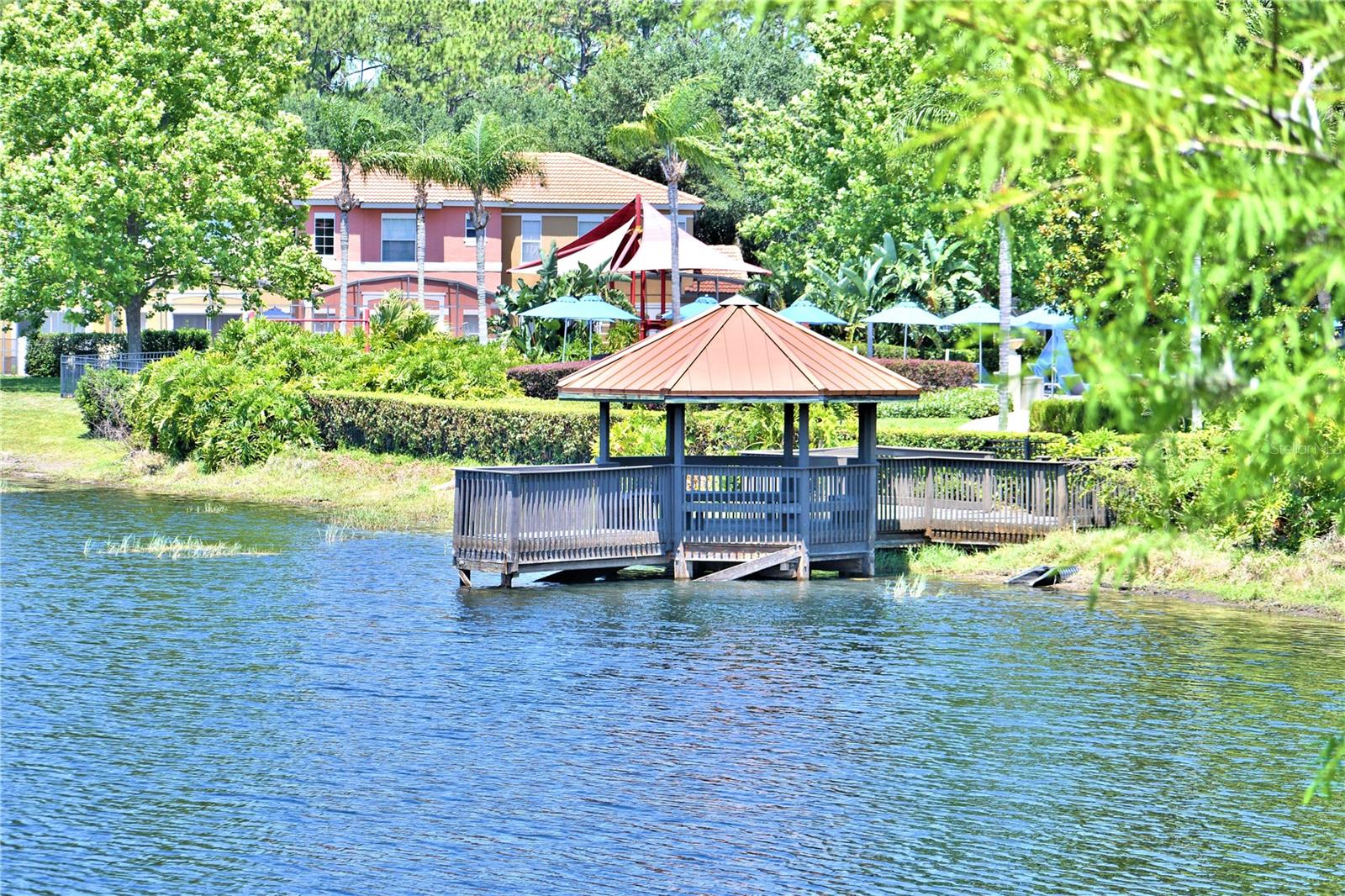 ENCANTADA PH 01 - Residential