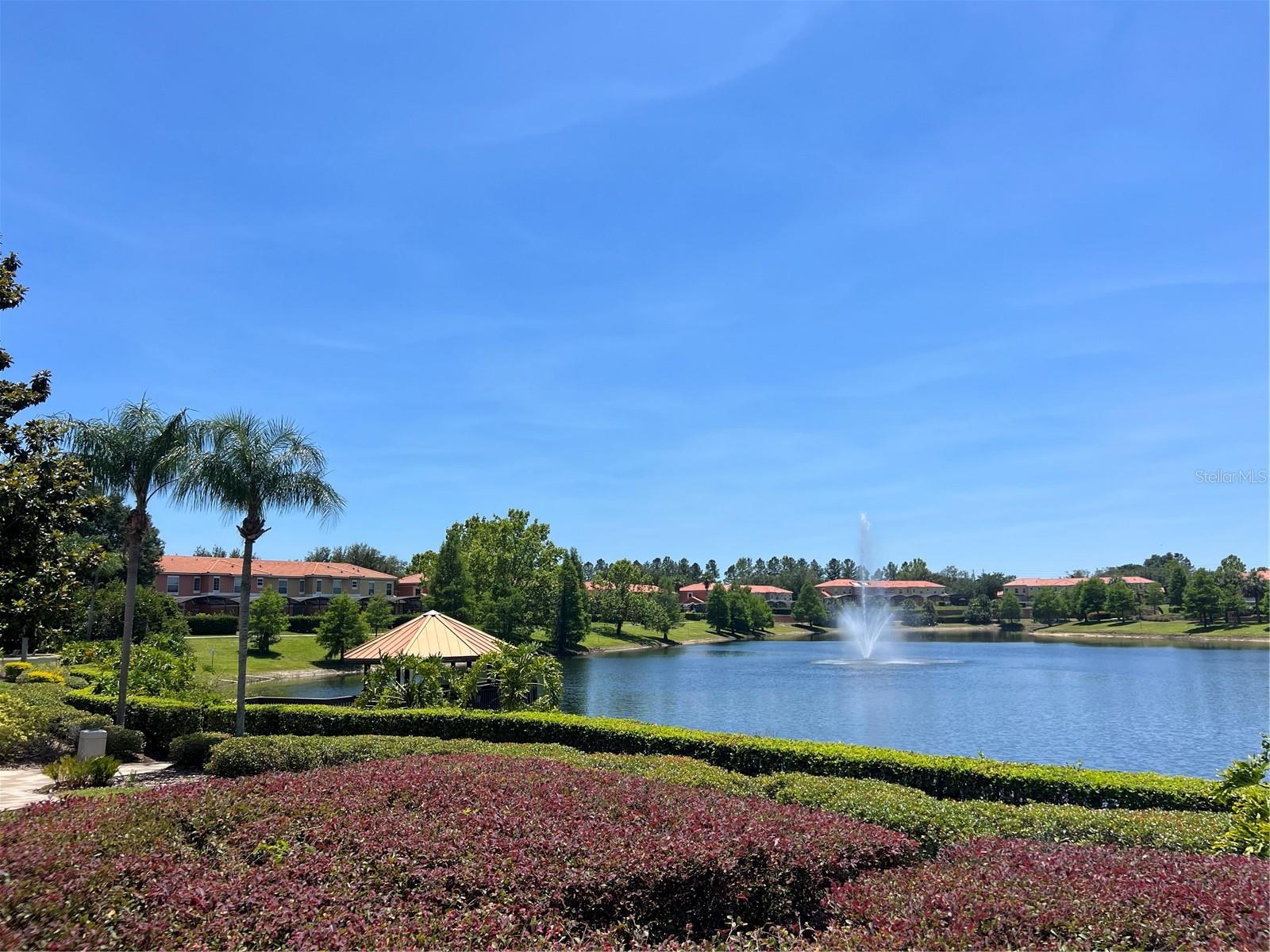 ENCANTADA PH 01 - Residential