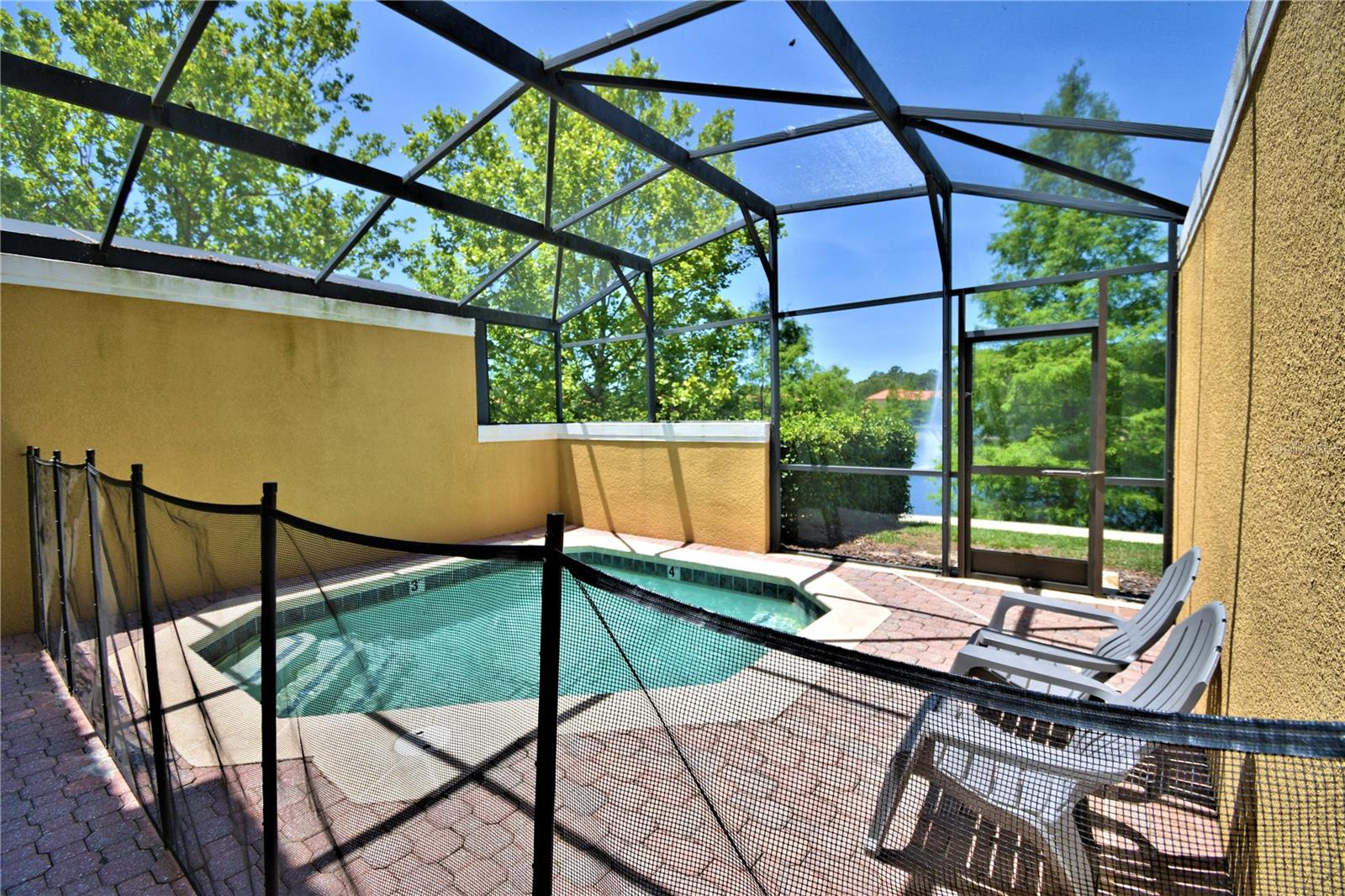 ENCANTADA PH 01 - Residential