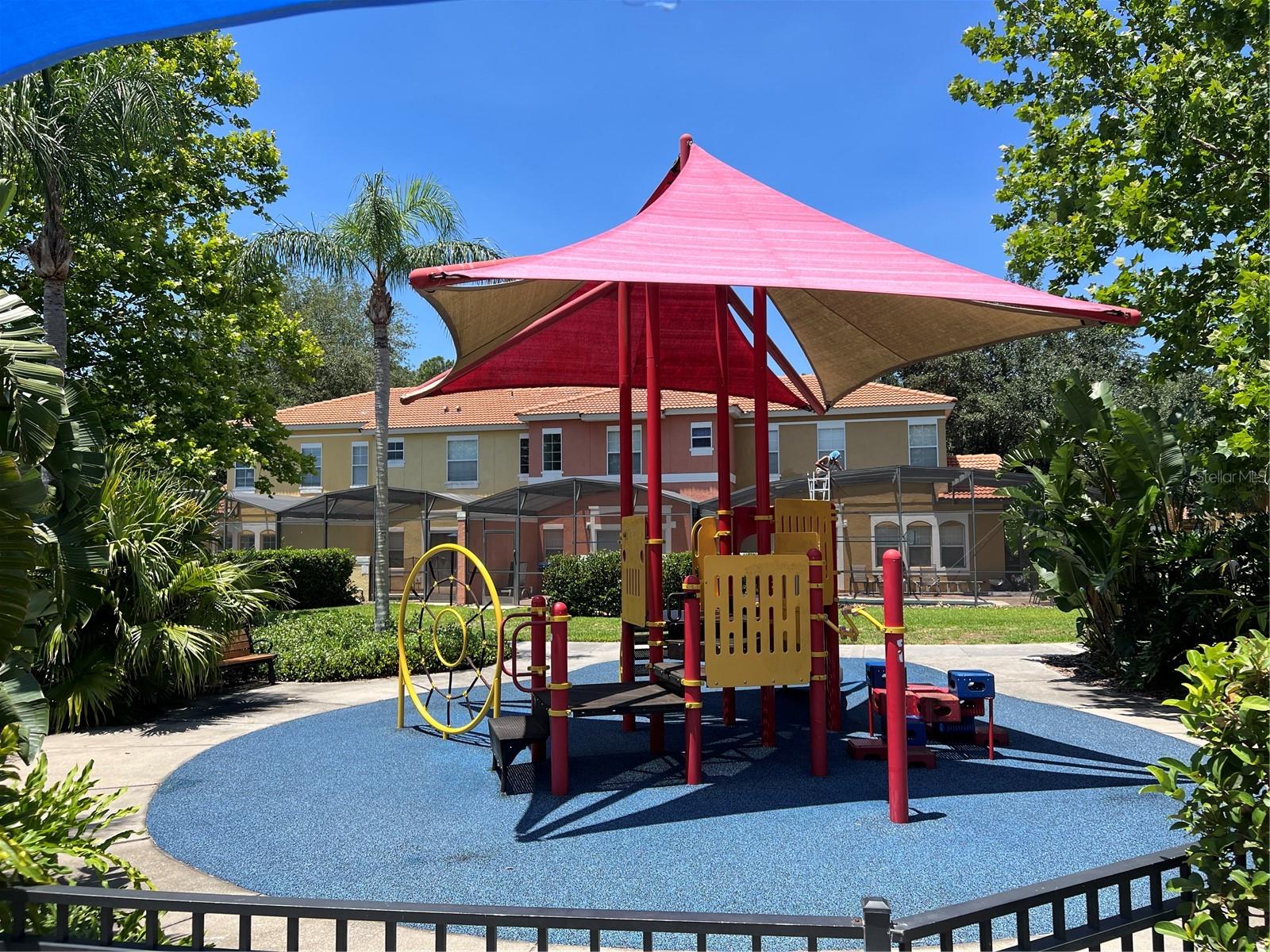 ENCANTADA PH 01 - Residential