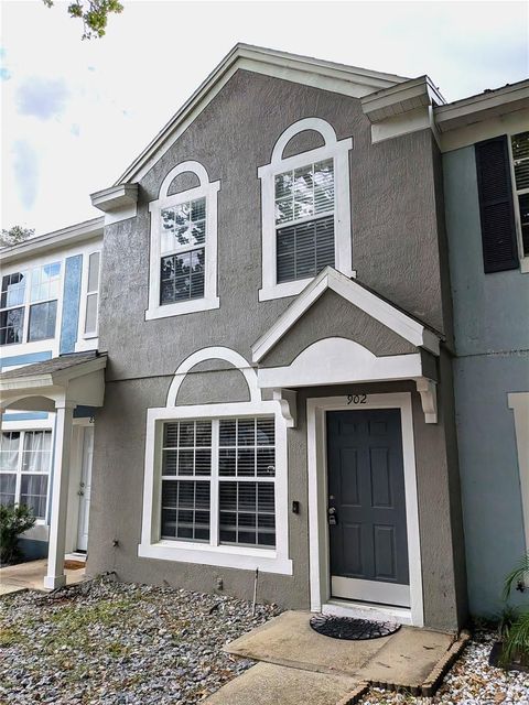 Photo of 902 Vineland Place, Lake Mary, FL 32746 (MLS # O6410528)