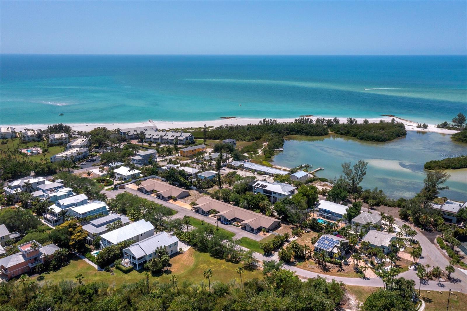 LONGBEACH ON LONGBOAT KEY - Land