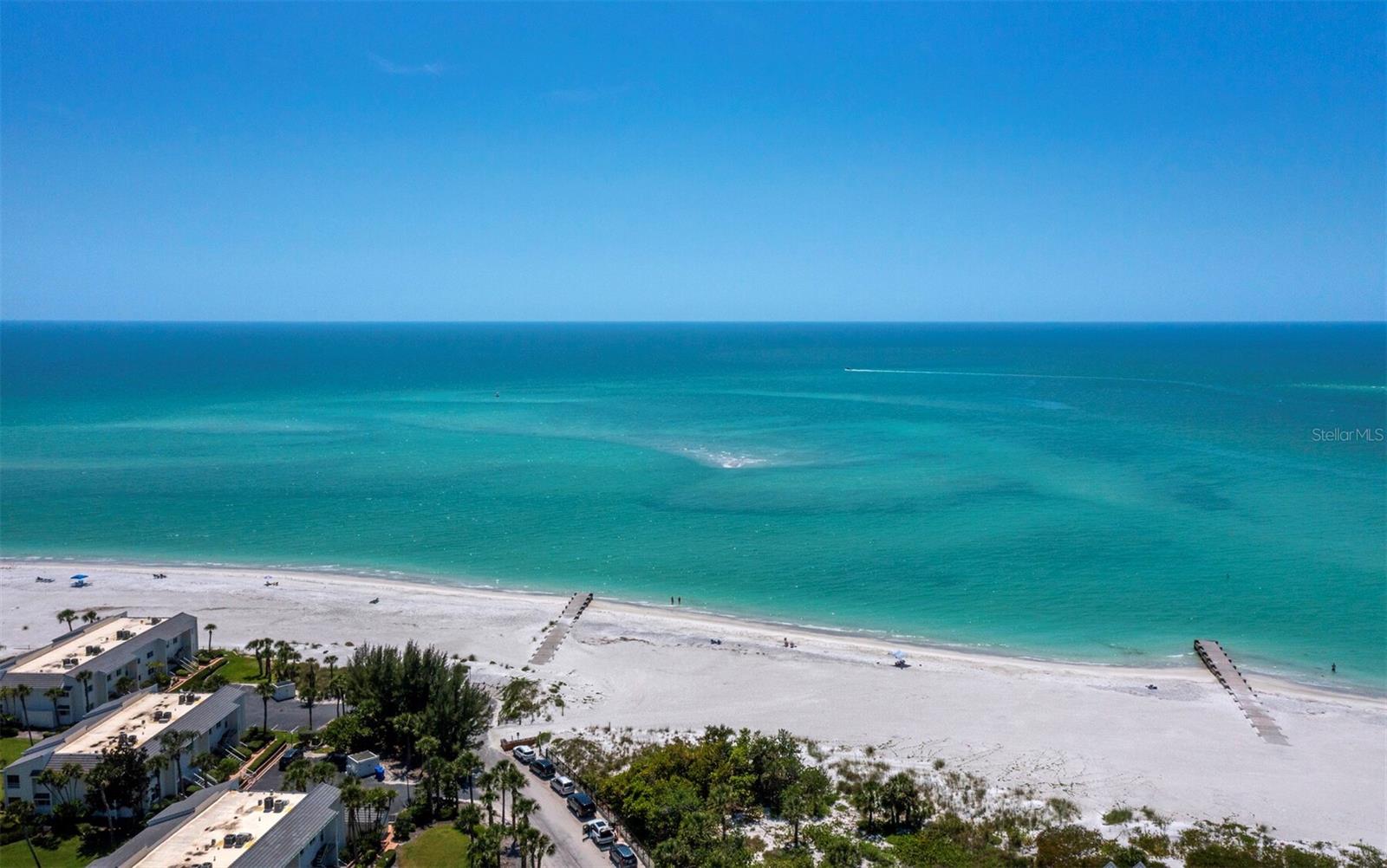 LONGBEACH ON LONGBOAT KEY - Land