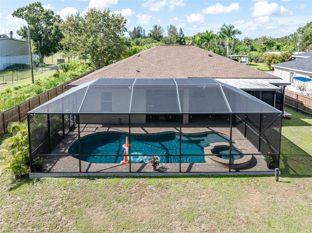 Photo of 901 8th Ave SW, Ruskin, FL 33570 (MLS # TB8415326)