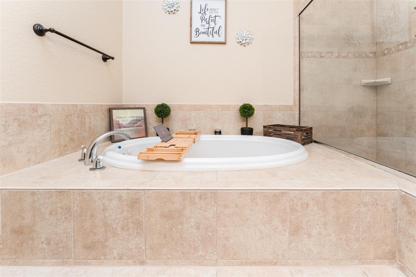 GORES ADD TO RUSKIN FLOR - Residential