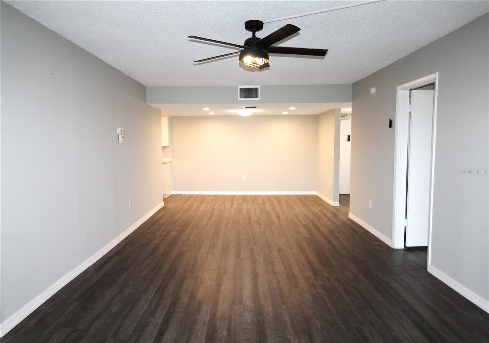 EL CONQUISTADOR VILLAGE 1 SEC 3A - Residential Lease