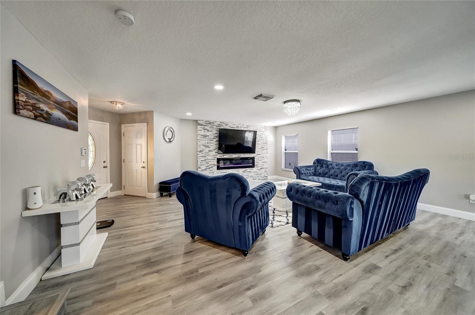 6222 CHERRY BLOSSOM TRAIL
