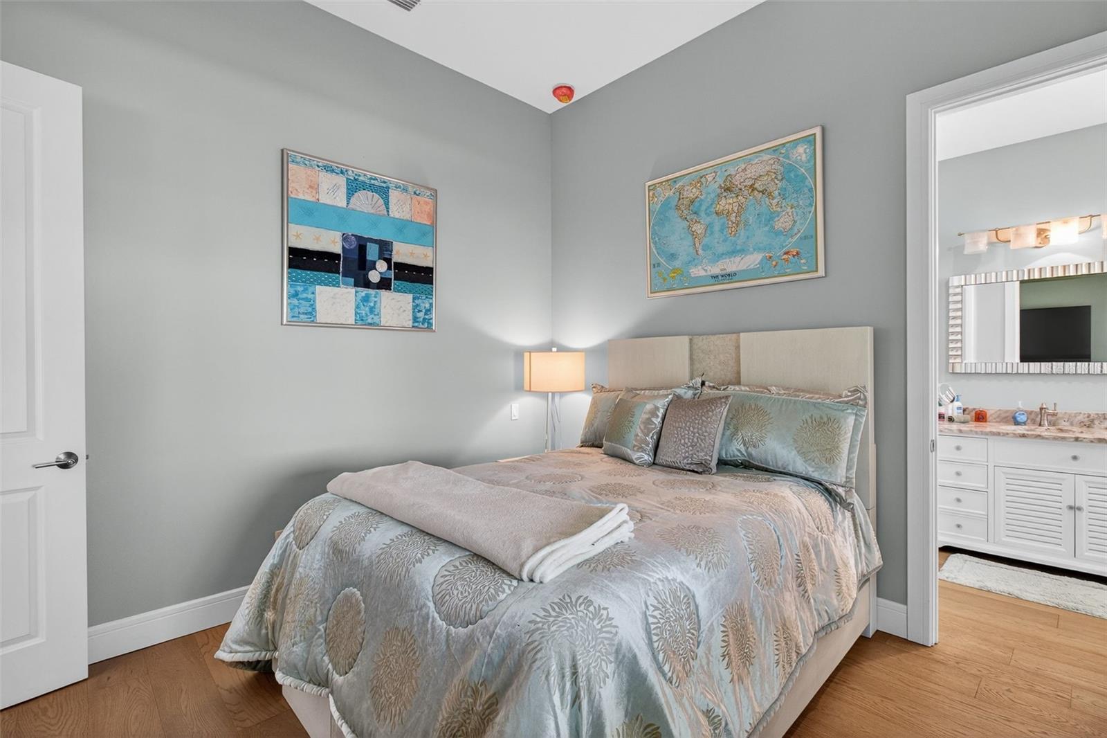 SOUTH CSWY ISLE YACHT CLUB 4TH ADD - Residential