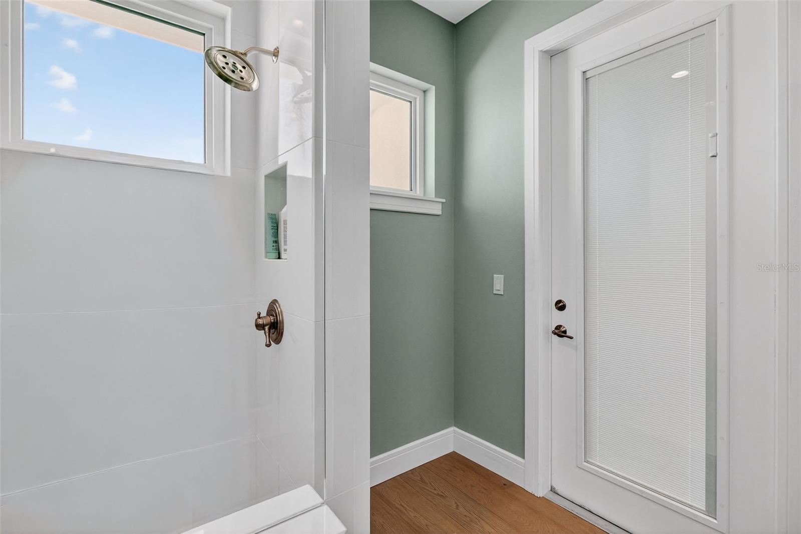 SOUTH CSWY ISLE YACHT CLUB 4TH ADD - Residential