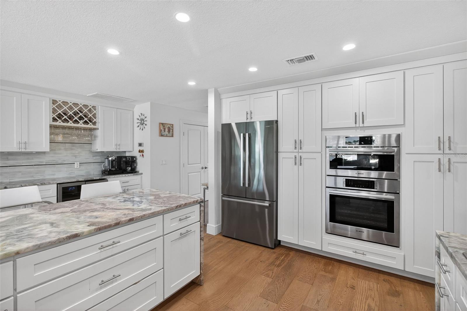 SOUTH CSWY ISLE YACHT CLUB 4TH ADD - Residential