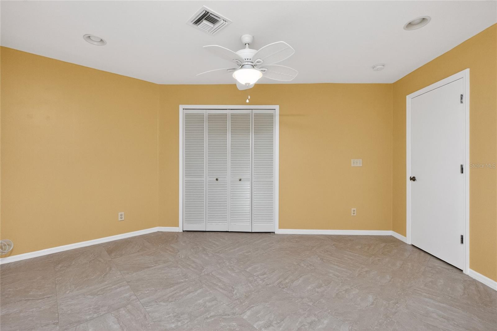 PUNTA GORDA ISLES SEC 21/BURNT STORE LAK - Residential