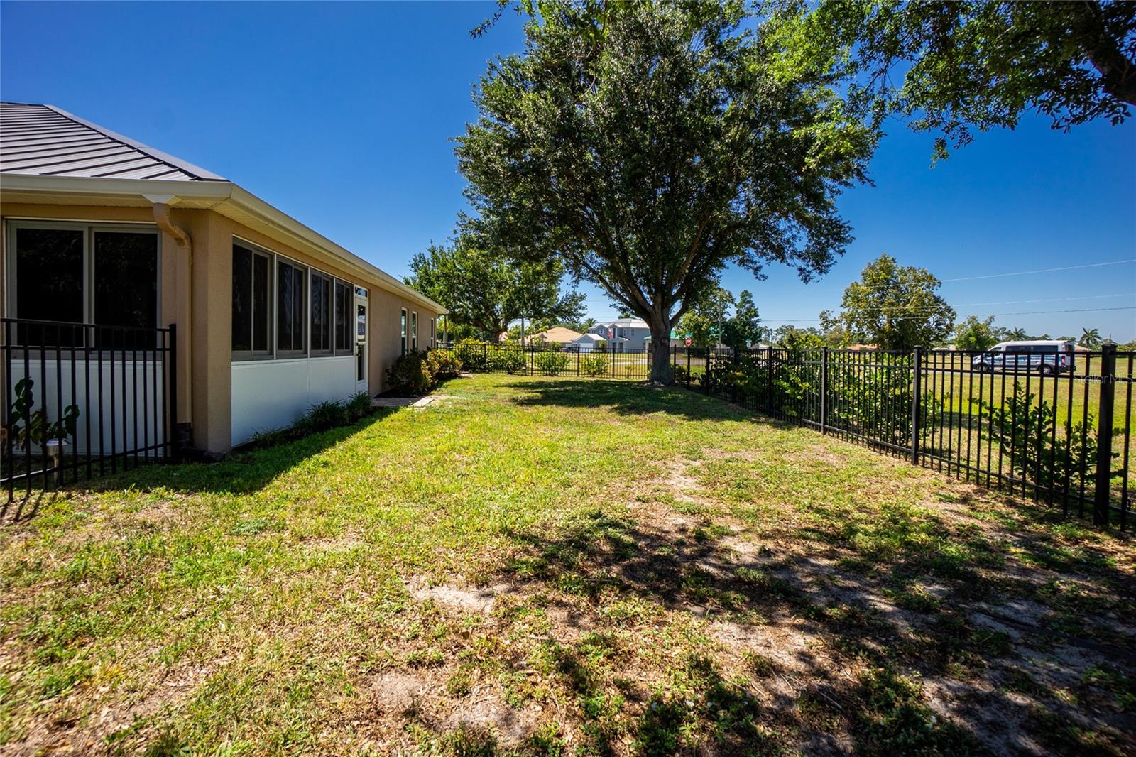 PUNTA GORDA ISLES SEC 21/BURNT STORE LAK - Residential