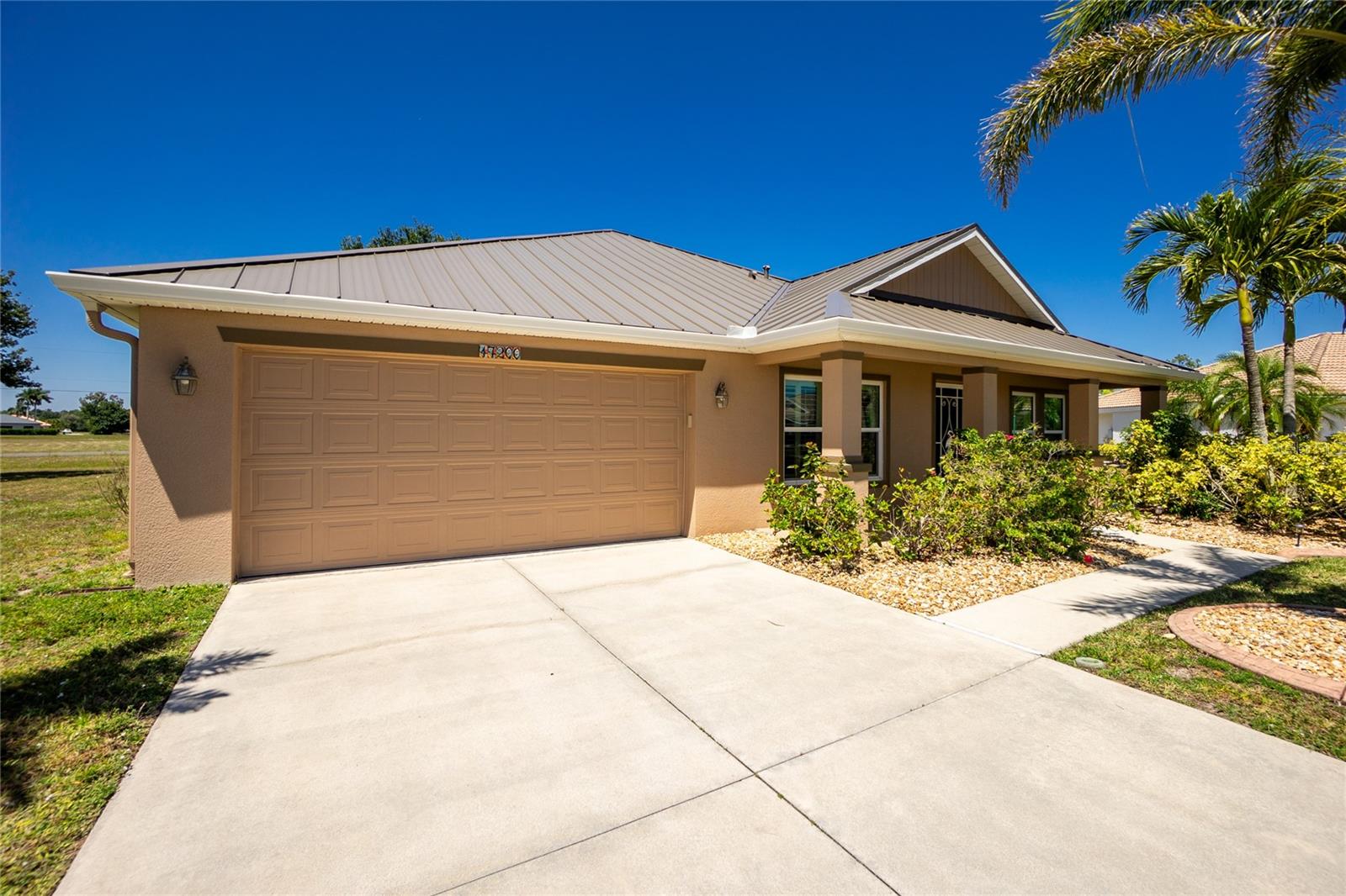 PUNTA GORDA ISLES SEC 21/BURNT STORE LAK - Residential