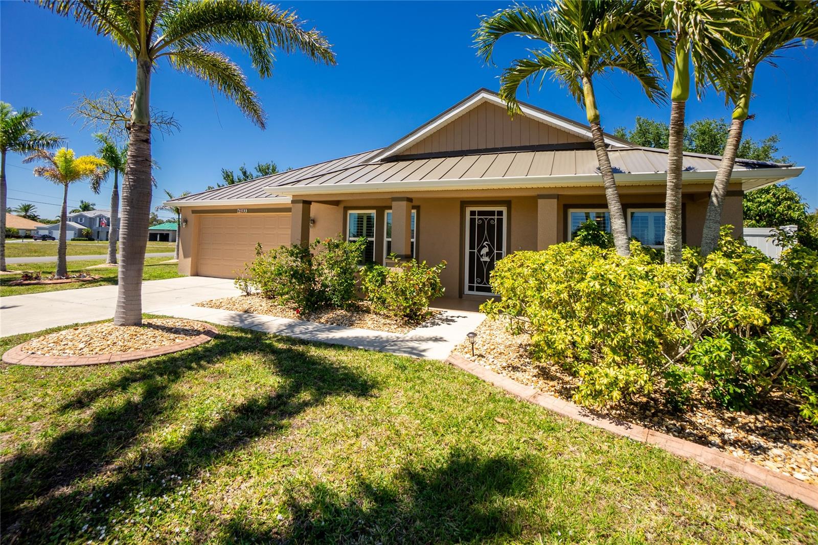 PUNTA GORDA ISLES SEC 21/BURNT STORE LAK - Residential