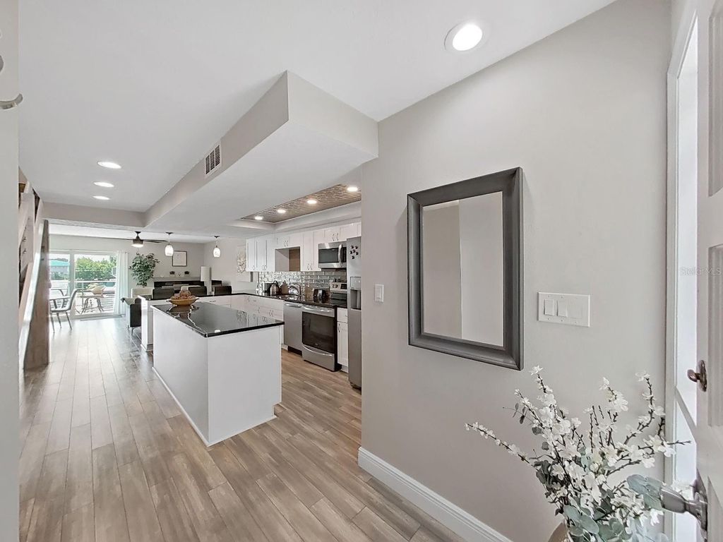 Photo of 433 S Paula Drive #18, Dunedin, FL 34698 (MLS # TB8531478)