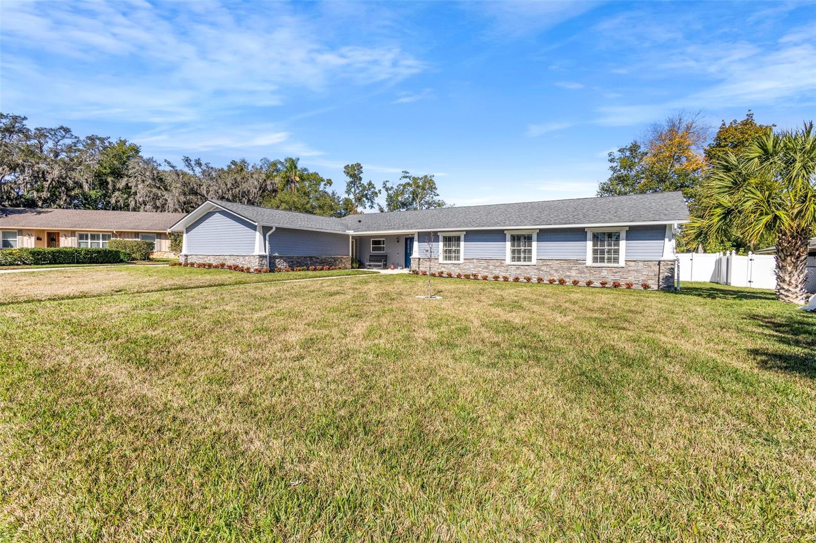 190 N SPRING LAKE DRIVE