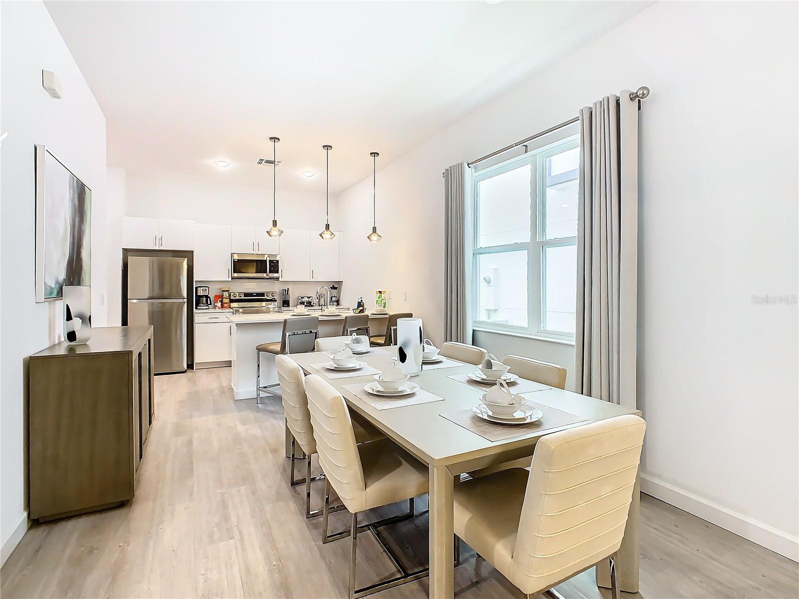 AZUR RESIDENCE - Residential