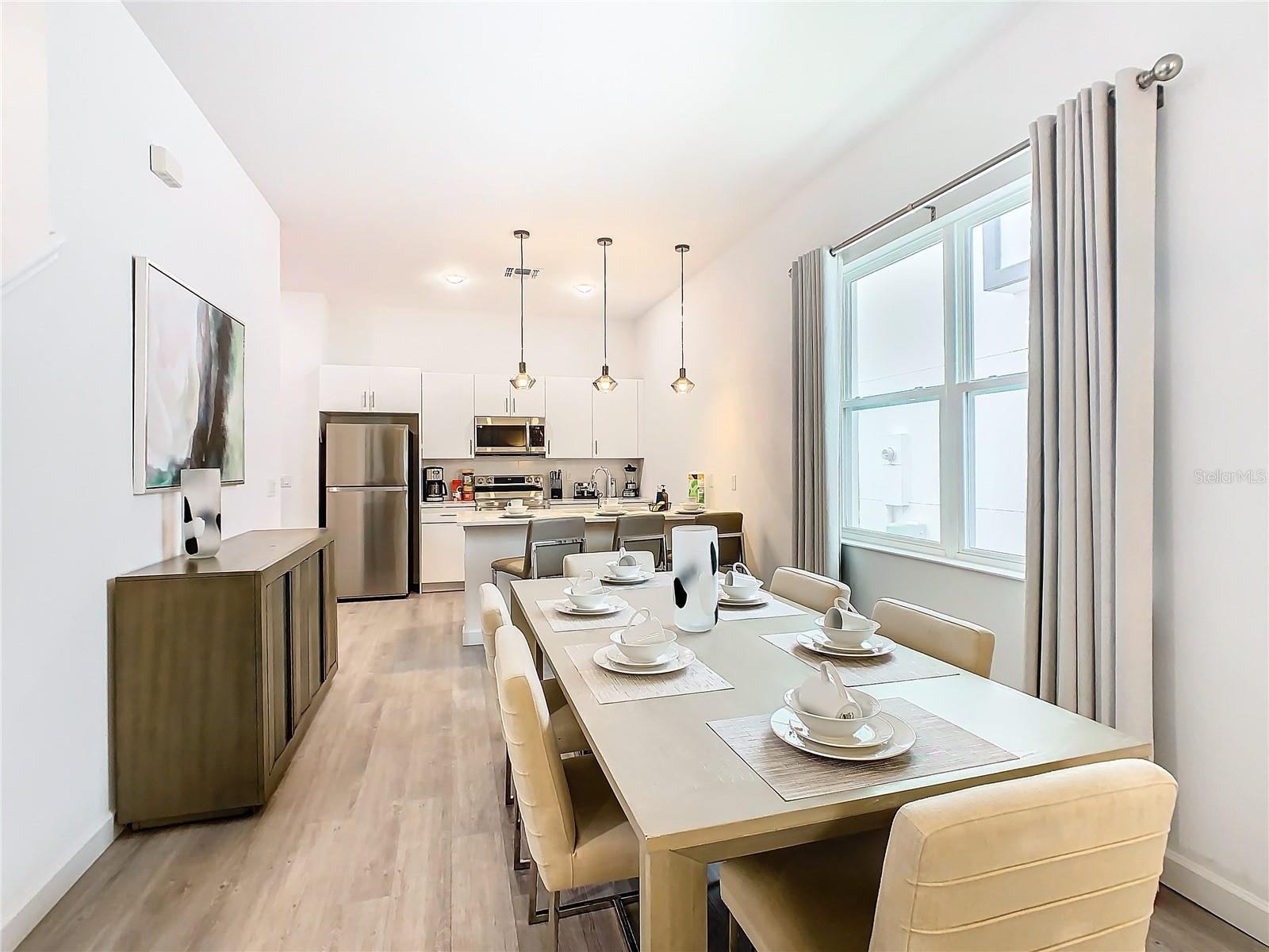 AZUR RESIDENCE - Residential