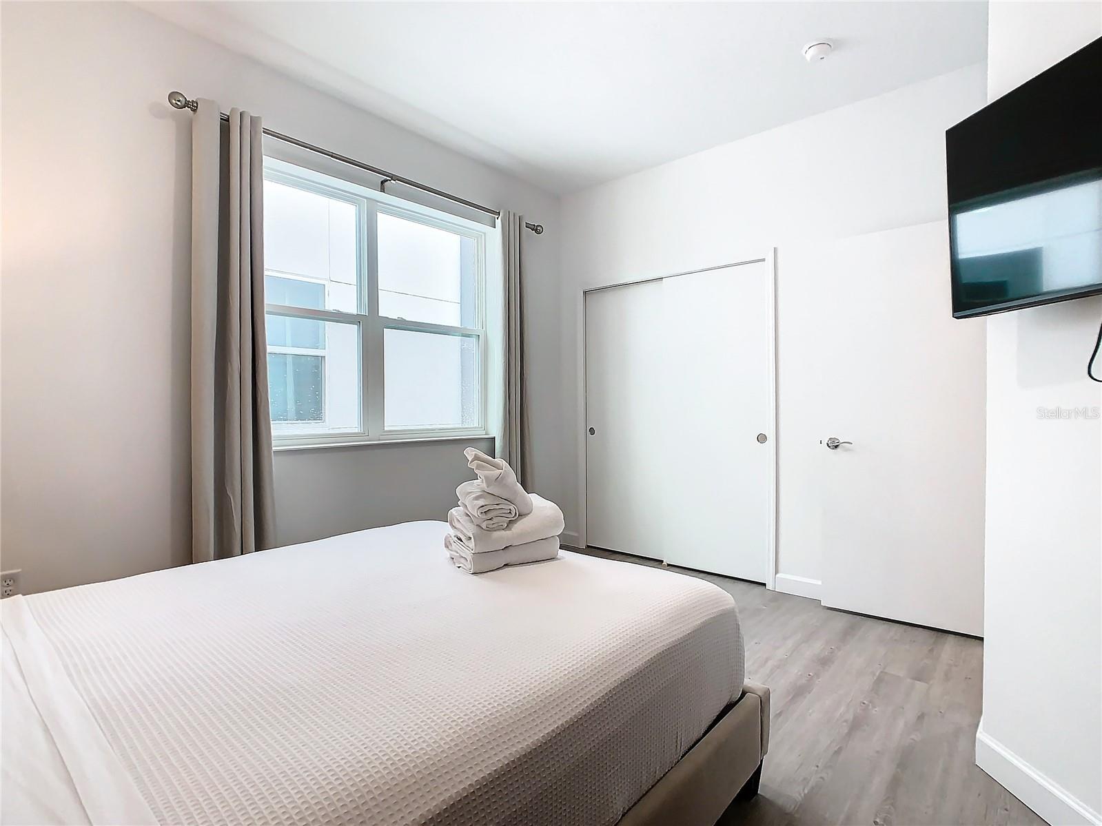 AZUR RESIDENCE - Residential